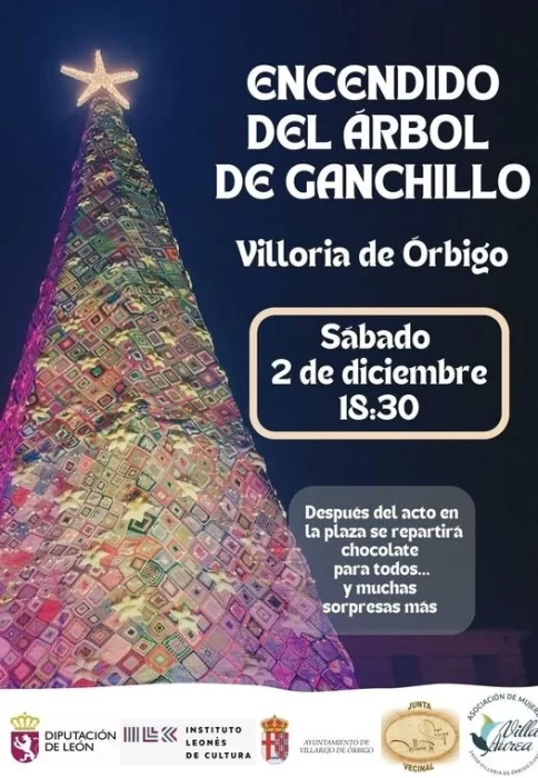 Encendido del árbol de ganchillo en Villoria de Órbigo