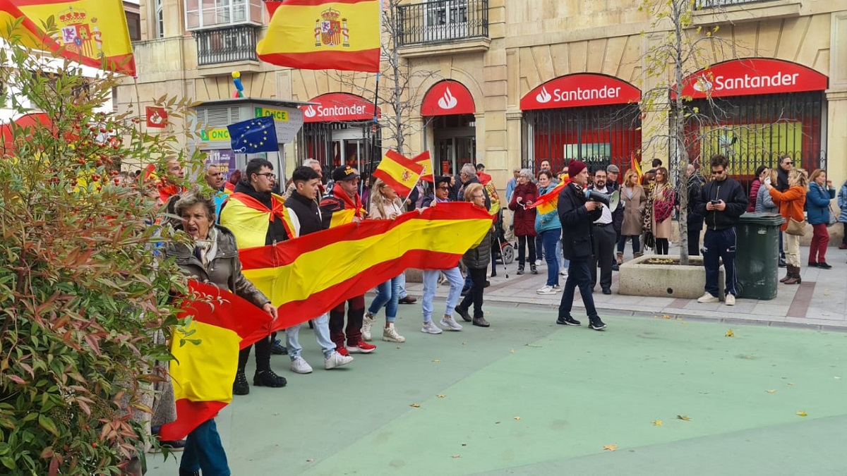 Más de 10.000 leoneses gritan contra la Amnistía 5