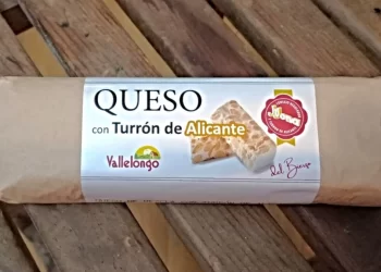 Queso Vallelongo con turrón de Alicante y Jijona