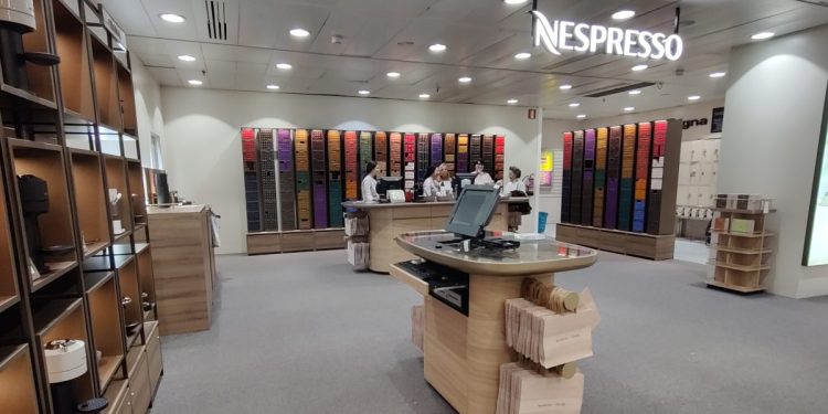 Nespresso abre su nuevo espacio en El Corte Inglés de León