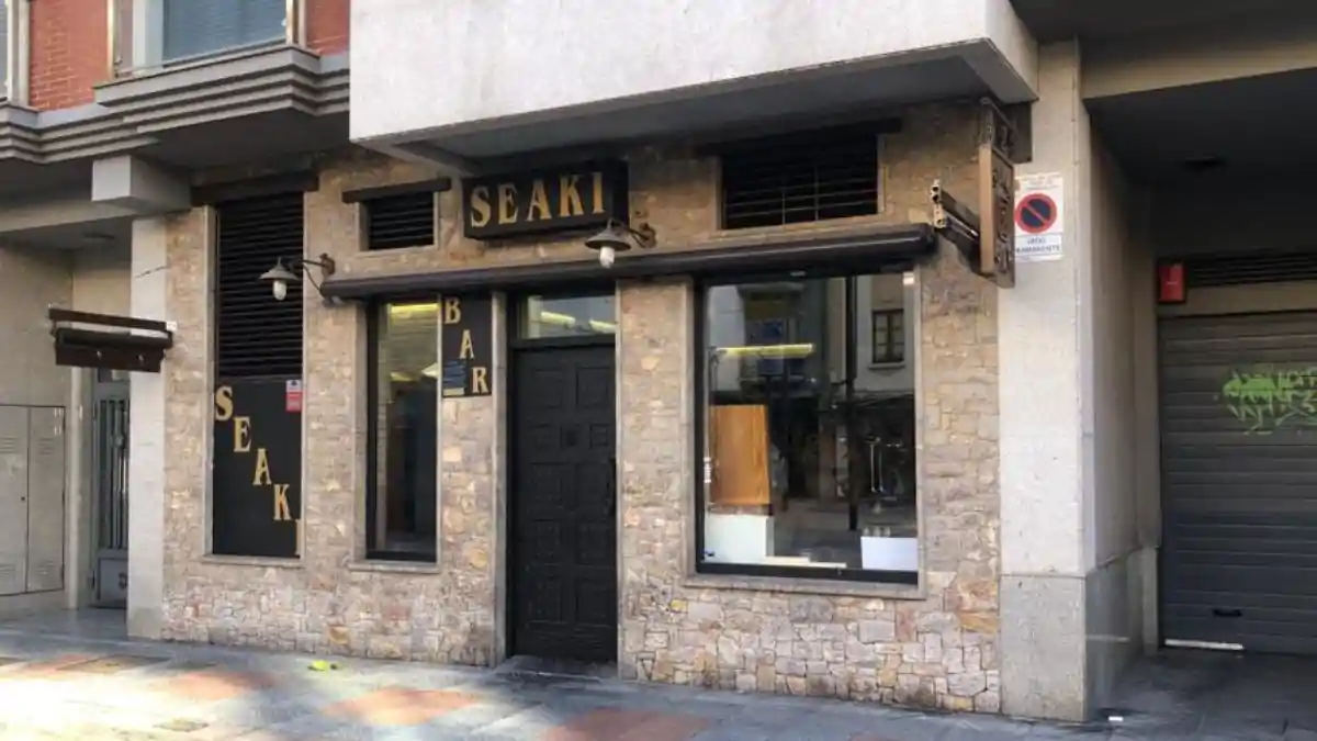 Bar Seaki