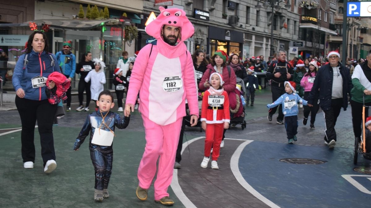 Las mejores fotos de la San Silvestre 2023 en León 21