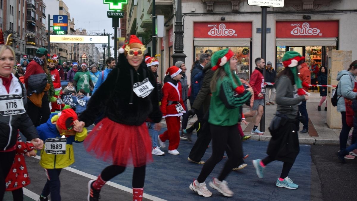 Las mejores fotos de la San Silvestre 2023 en León 10