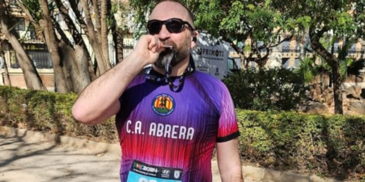 El atleta murió al ducharse después de una Media Maratón