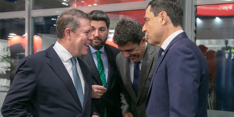 García-Page a punto de salir del PSOE