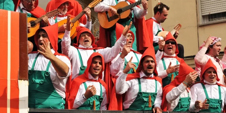 Los 5 destinos favoritos de los españoles en Carnaval 1