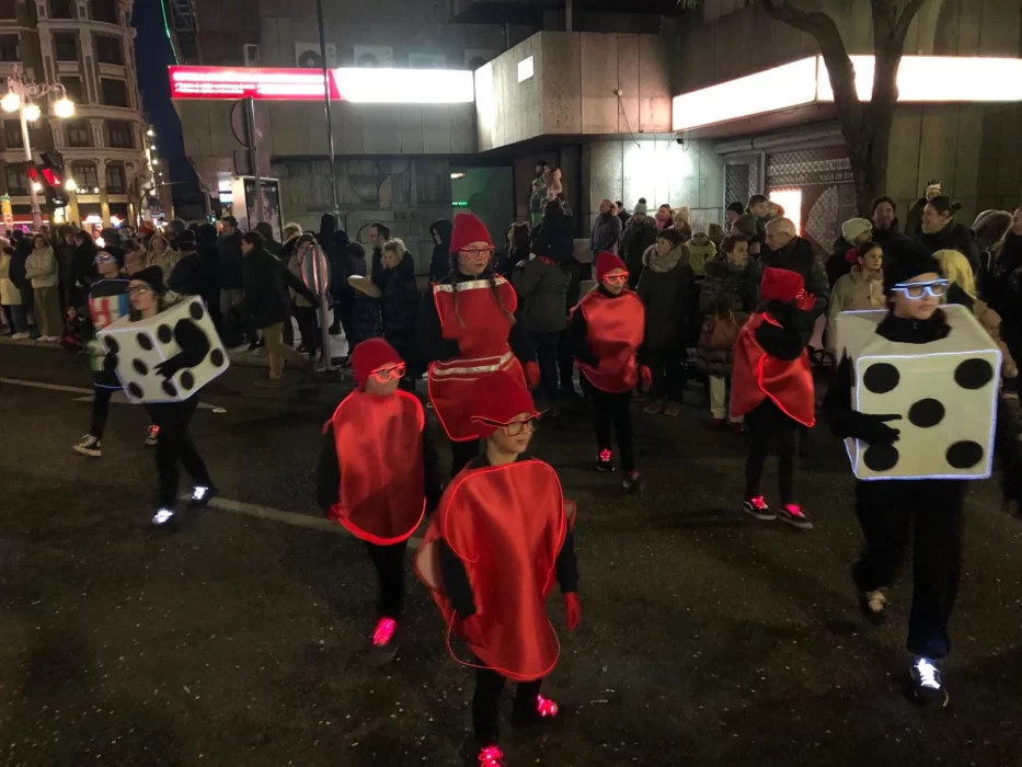Las mejores imágenes del desfile de Carnaval en León 2024 30