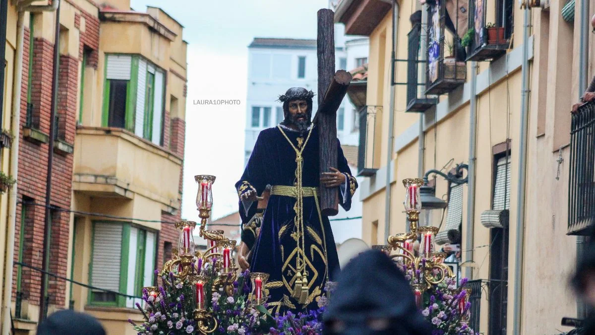 nazareno leon