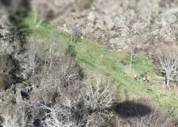 Rescate en helicóptero de la mujer herida en un pinar