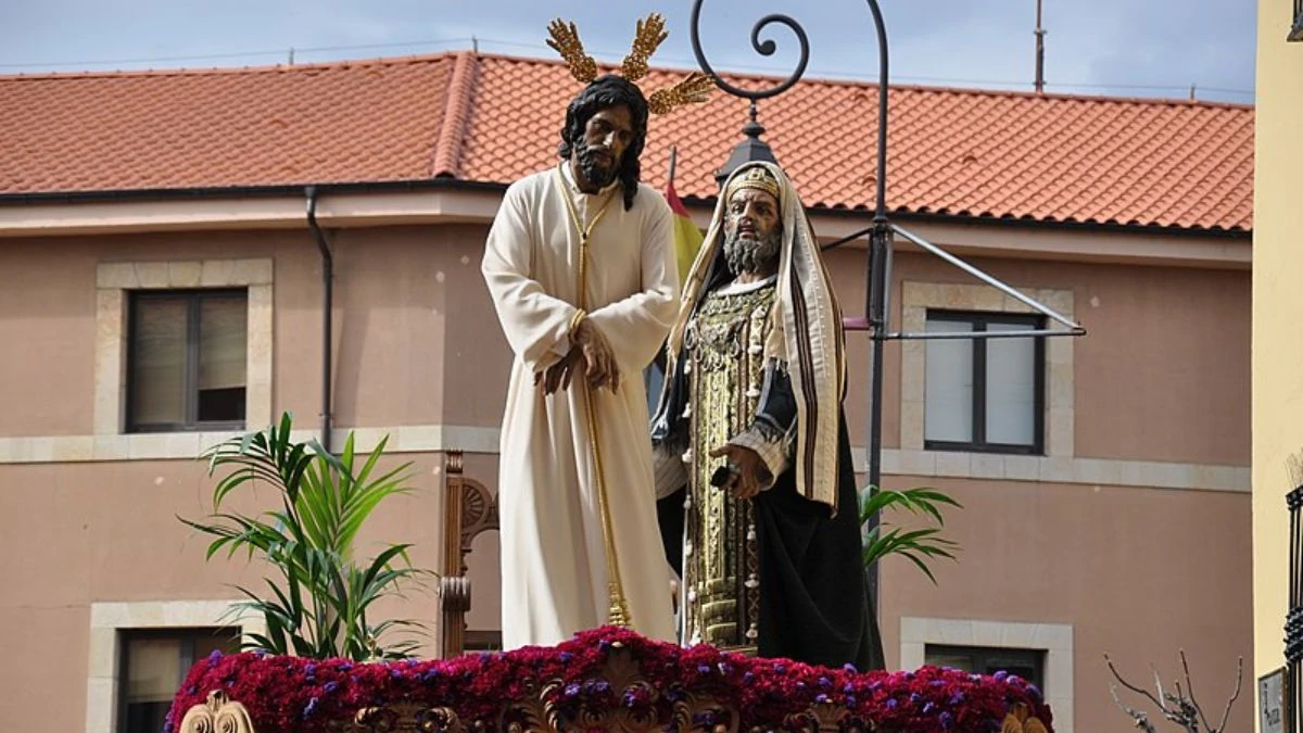 Recorridos de las procesiones del Sábado de Pasión en León 1