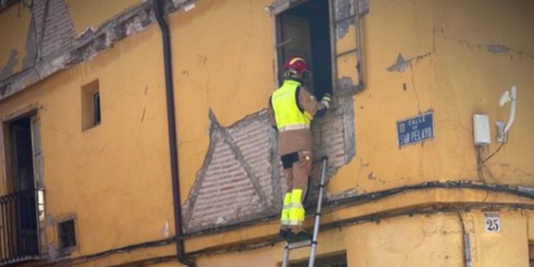 La fachada de los peligros en el centro de León