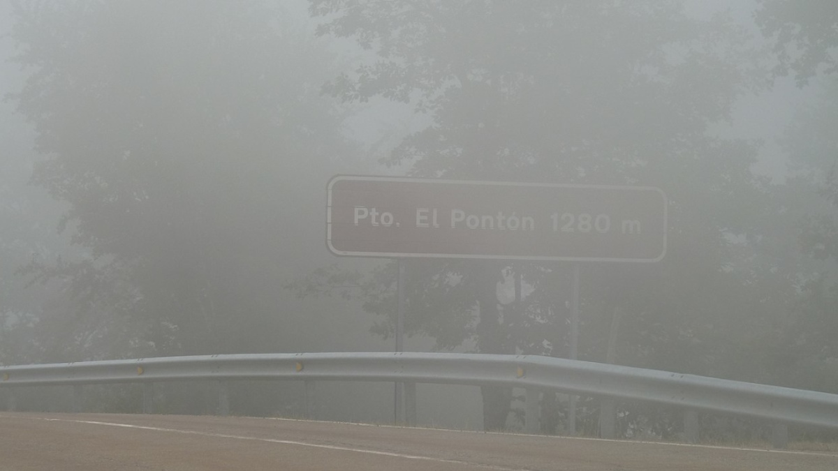 Esta carretera de León se cierra a vehículos pesados un mes 1
