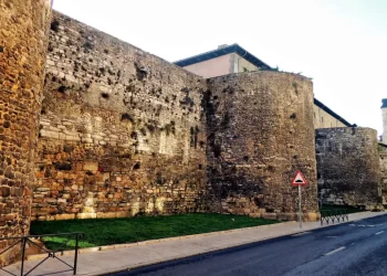 Muralla de León