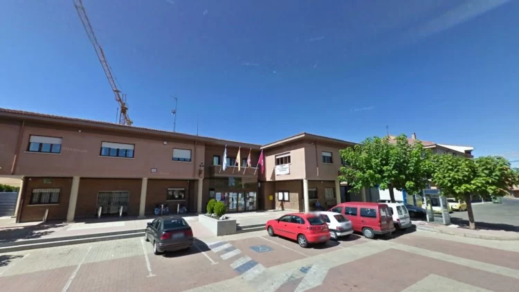 El alcalde de Villaquilambre se sube el sueldo a casi 50.000 euros 1