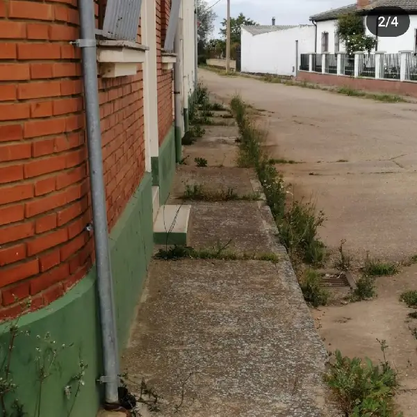 Los vecinos de un pueblo de León acusan la dejadez del Ayuntamiento 3