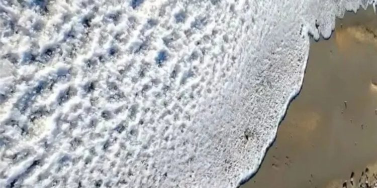 Congelado el mar de Tierra de Fuego