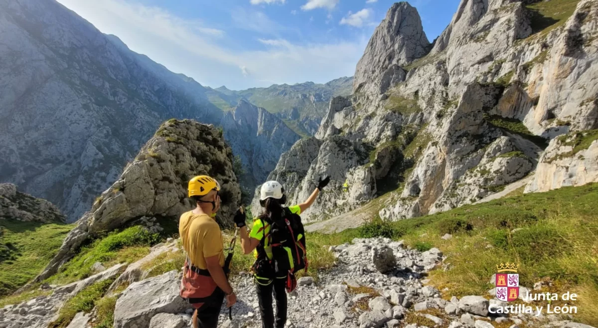 Rescatado un varón en la ruta de Cabrones a Caín 2