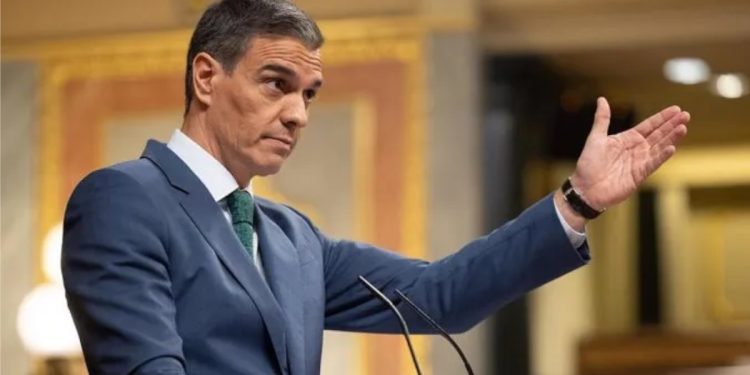 Pedro Sánchez cierra la boca