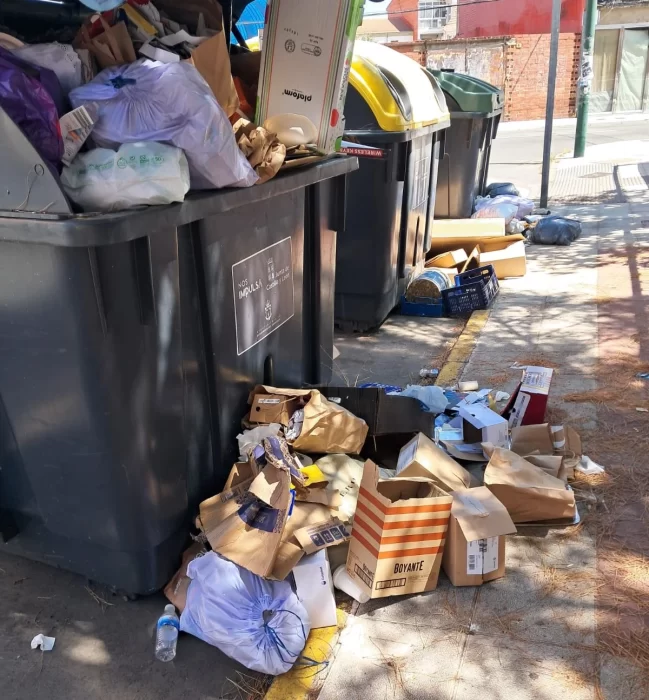 El Ayuntamiento de San Andrés "entierra" el municipio en basura 2