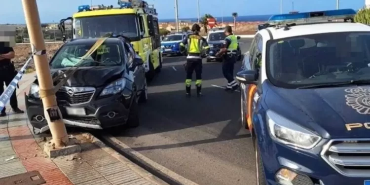 Ladrón contra una farola