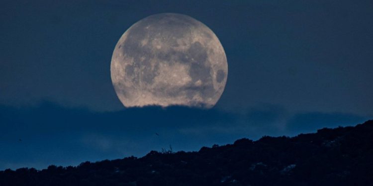 La superluna azul de agosto