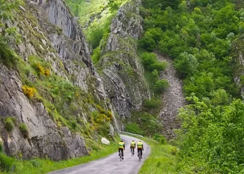 Nueva carretera Asturias-León