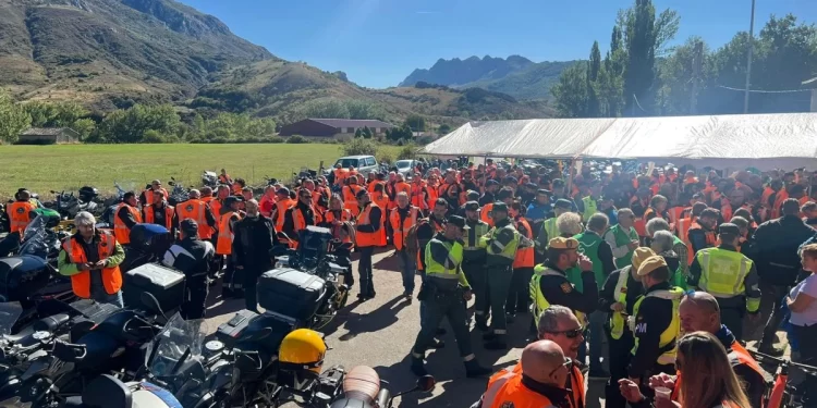 Así ha sido la ruta motera que celebra los 65 años de la Guardia Civil 1