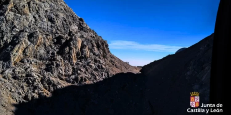 Rescatada una montañera en lo alto de la Horcada de Caín 1