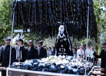 Procesión entre morcillas