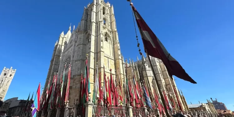 Pendones en León