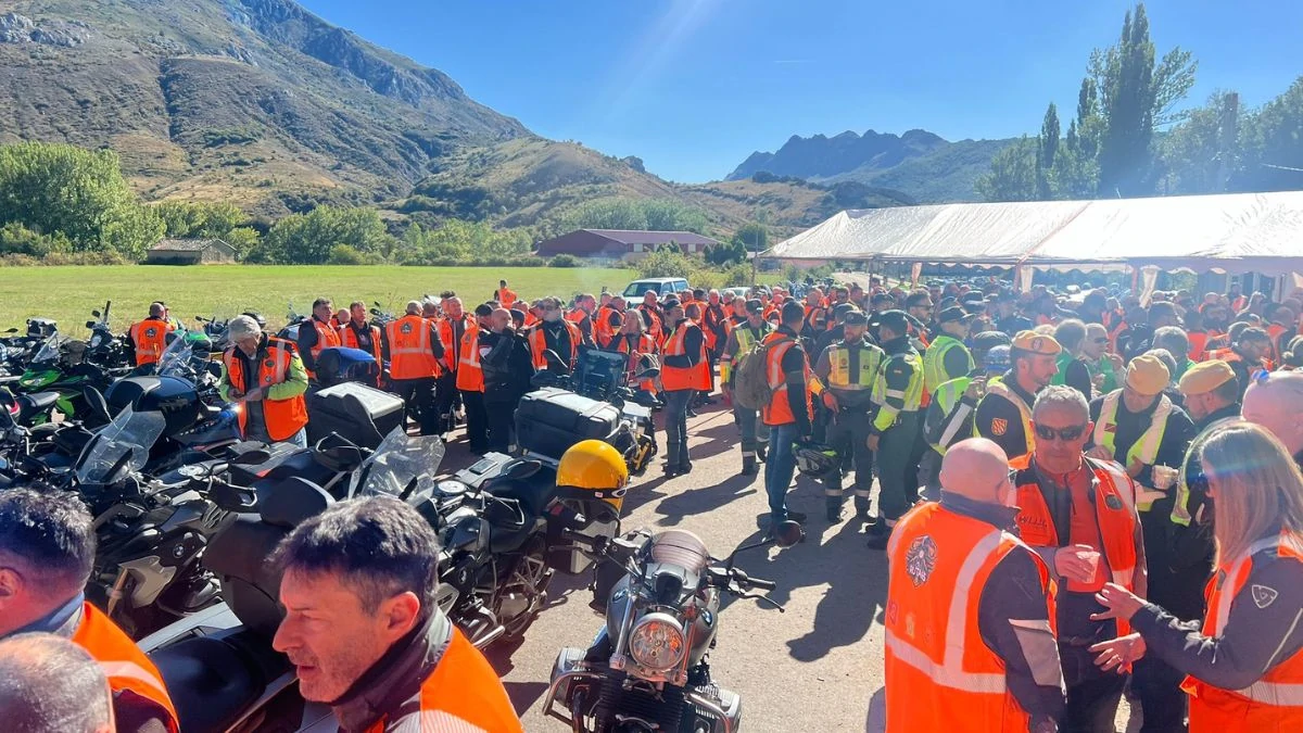 Así ha sido la ruta motera que celebra los 65 años de la Guardia Civil 2