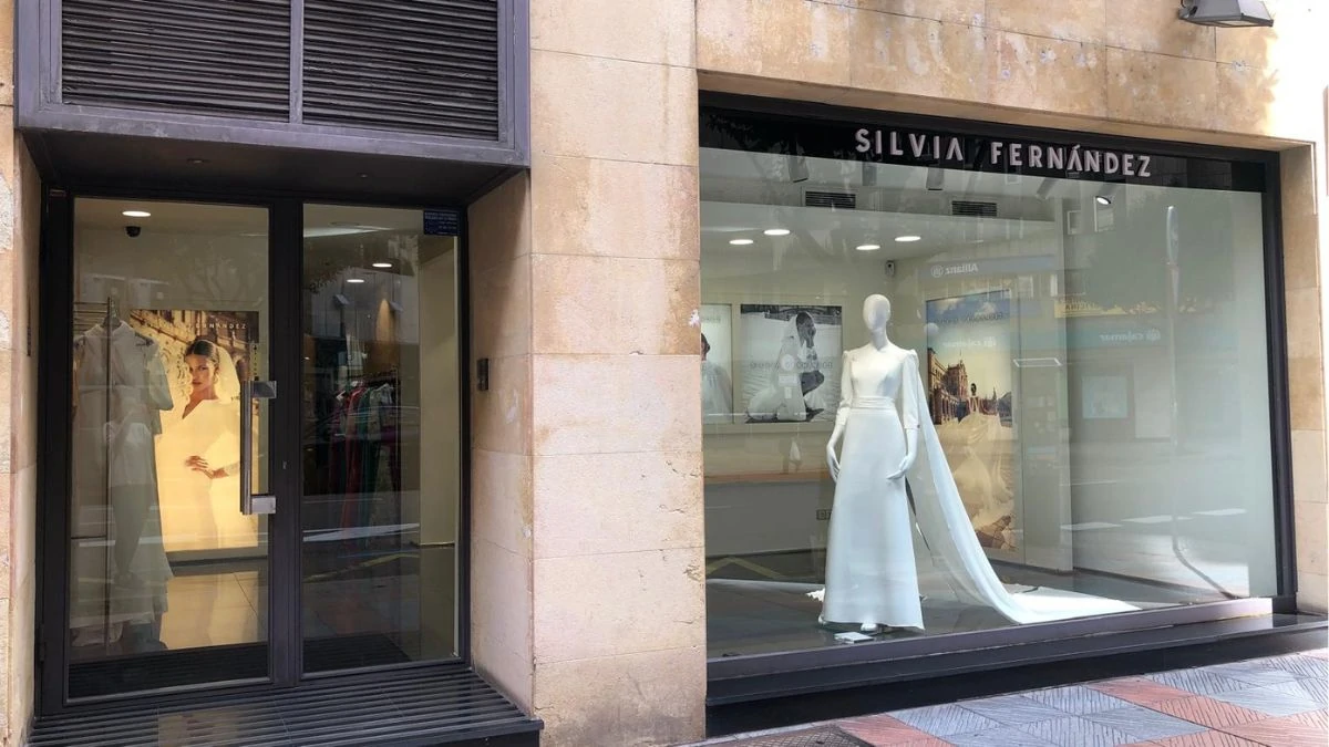 Una nueva marca sustituye a Pronovias en León 1