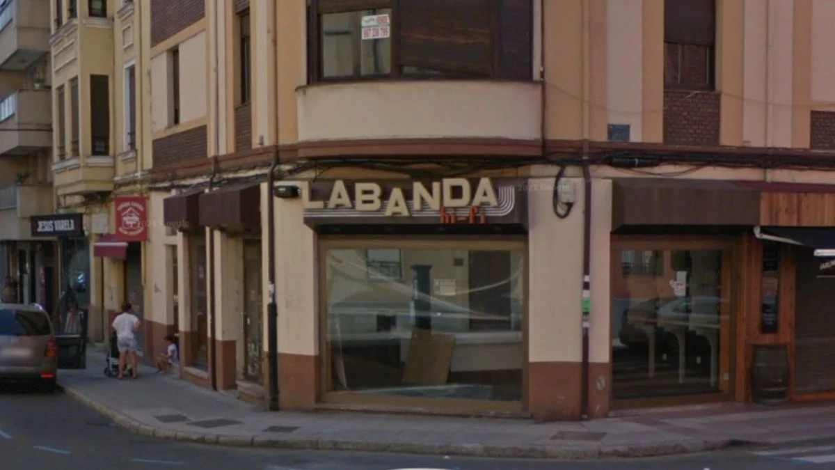 Una legendaria tienda de León reabre transformada en bar 5