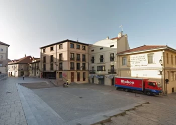 La plaza Don Gutierre añade un nuevo restaurante 1