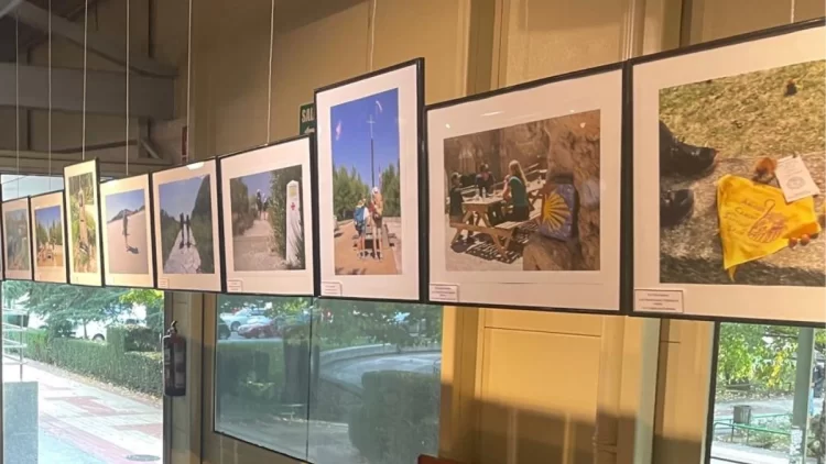 Correos muestra una exposición gratuita del Camino de Santiago 2