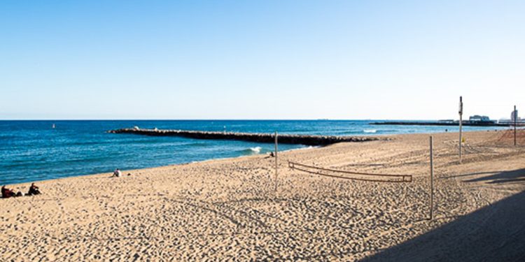 Cadáver en una famosa playa