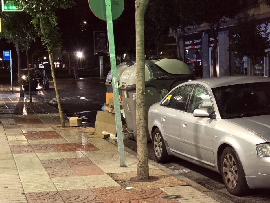 Terrorífica conspiración de la pasta de dientes en el Alimerka de León 1