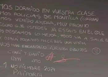 Un mensaje de esperanza en una pizarra