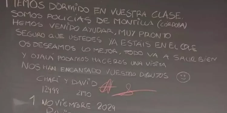 Un mensaje de esperanza en una pizarra