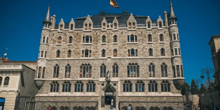 Casa Botines de León