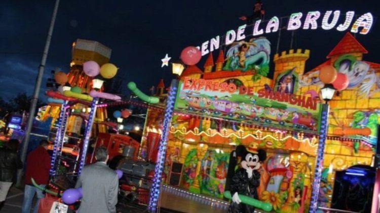 El precio para todas las atracciones