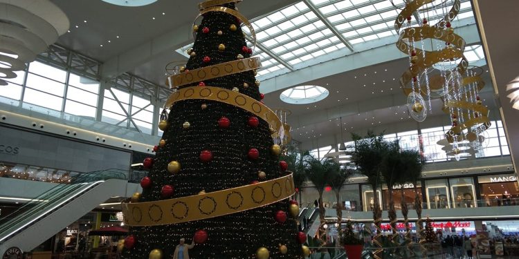 El árbol de Navidad más alto de España