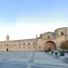 Una casa de León celebra un mercadillo en su interior 3