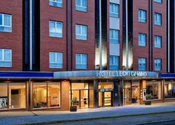 Una empresa cántabra compra un hotel en León 4