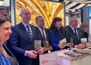 León destaca en Fitur con récord de visitas turísticas 3