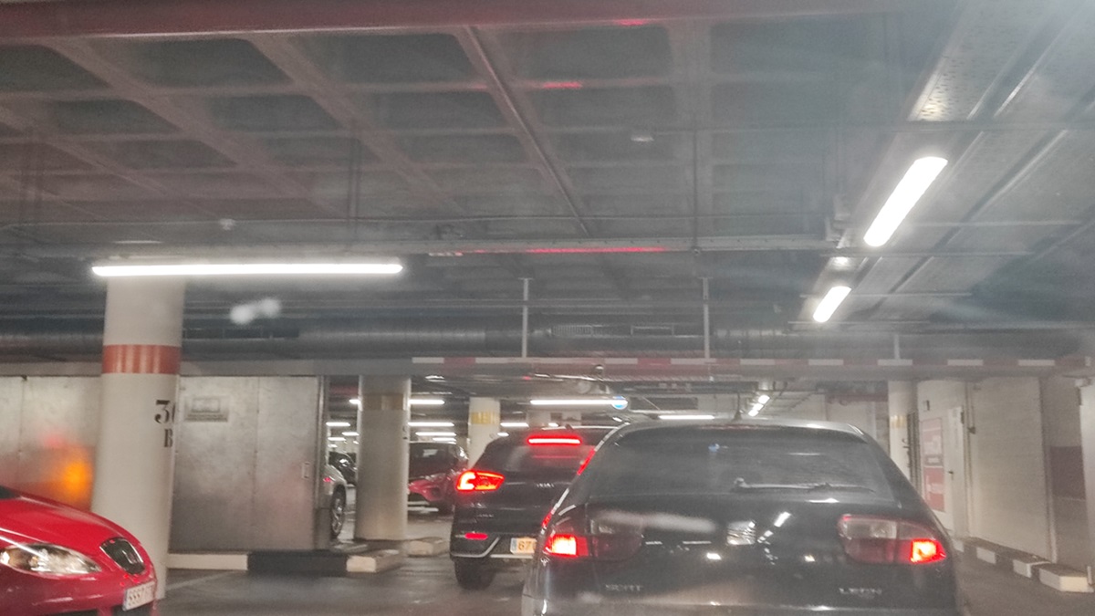 Pesadilla de Navidad en un parking subterráneo de León 1