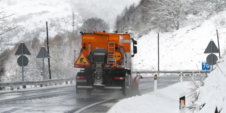 Nieve en carreteras de León