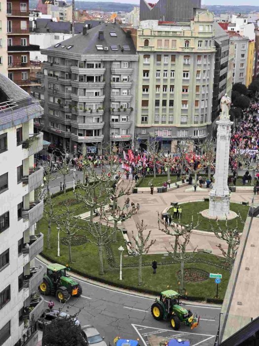 La gran marea humana que grita por León 3