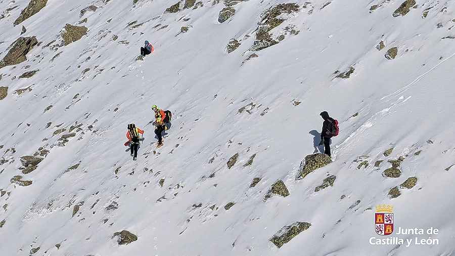 Rescate en helicóptero en el Risco de los Claveles 2