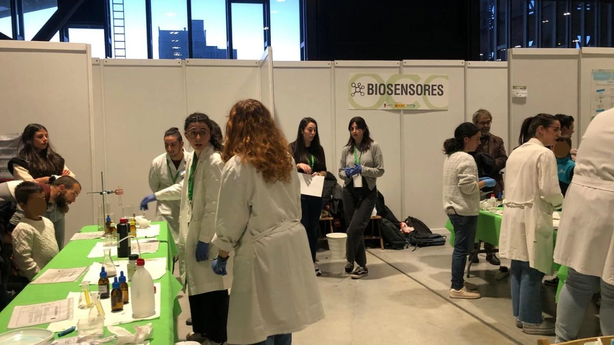 Cientos de leoneses visitan Expociencia 2025 en su primera jornada 3